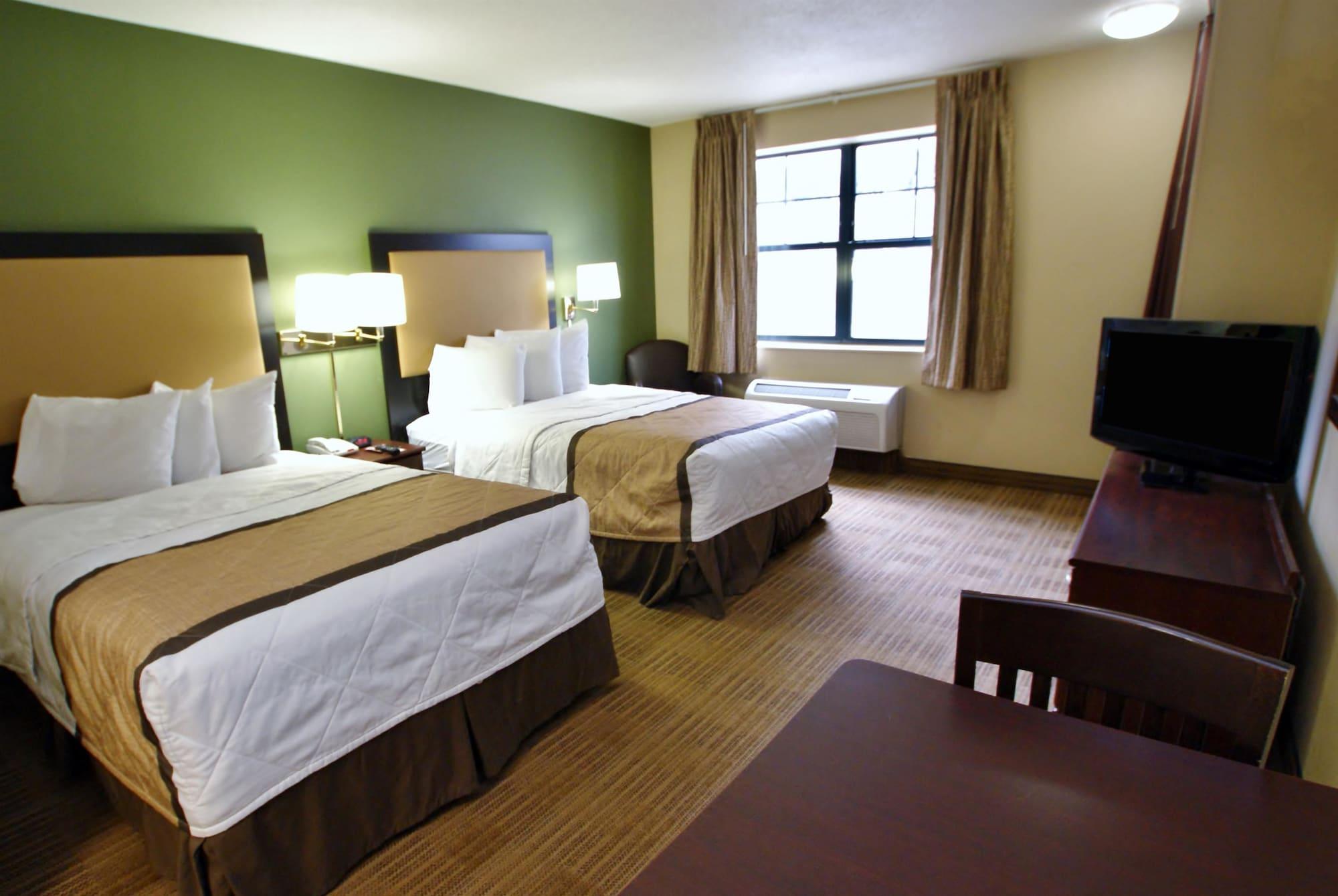 เอ็กซ์เทนด์ สเตย์ อเมริกา ร็อกฟอร์ด I 90 Hotel ร็อคฟอร์ด ภายนอก รูปภาพ