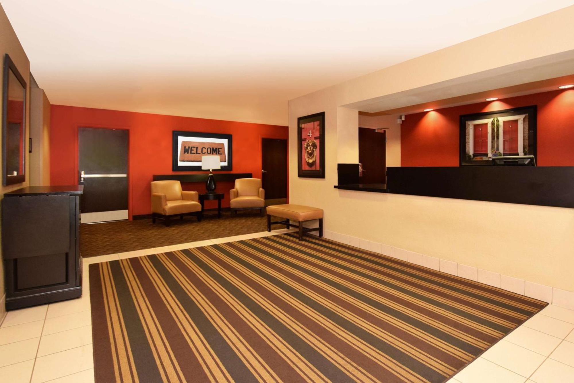 เอ็กซ์เทนด์ สเตย์ อเมริกา ร็อกฟอร์ด I 90 Hotel ร็อคฟอร์ด ภายนอก รูปภาพ